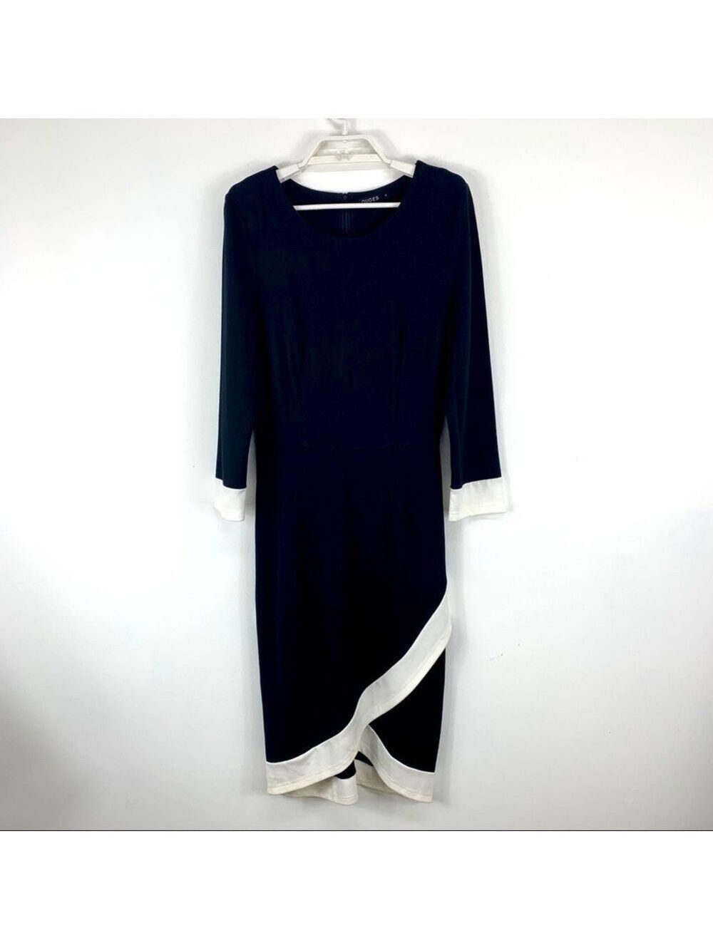 ouges Black Dress - Picture 2 of 13